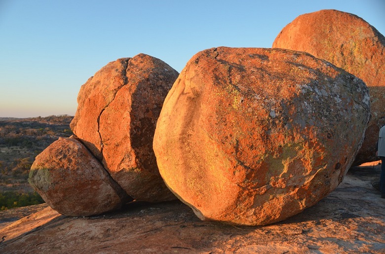 Balancing Rocks